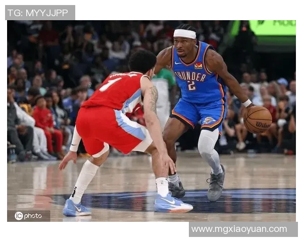 雷霆队凭借亚历山大38分和小皮彭30分横扫灰熊成功晋级季后赛次轮